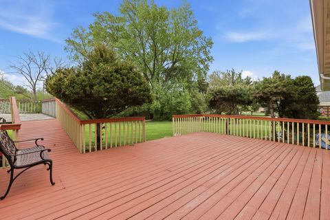 Tiny photo for 1735 Larson Lane, Roselle, IL 60172 (MLS # 12592504)