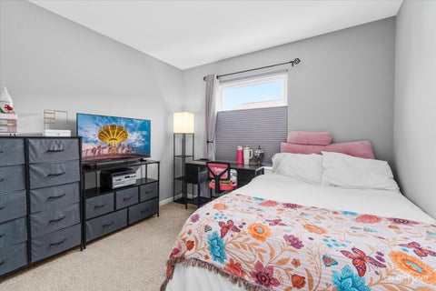 Tiny photo for 2430 Courtyard Circle #5, Aurora, IL 60506 (MLS # 12728106)