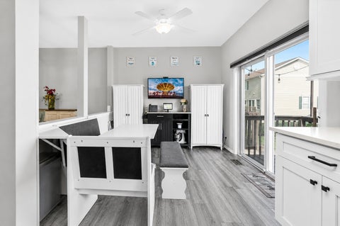 Tiny photo for 2430 Courtyard Circle #5, Aurora, IL 60506 (MLS # 12728106)
