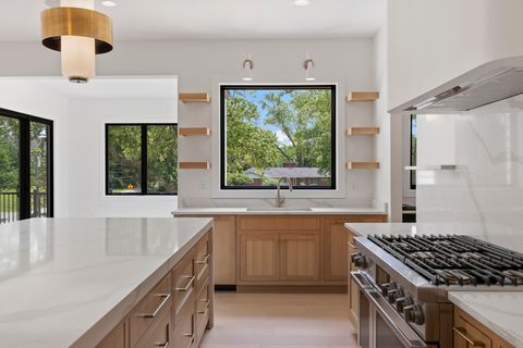 Tiny photo for 11901 Heritage Drive, Burr Ridge, IL 60527 (MLS # 12423851)