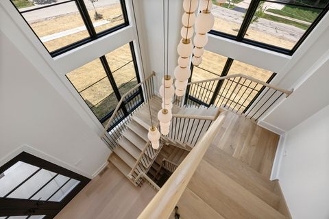 Tiny photo for 11901 Heritage Drive, Burr Ridge, IL 60527 (MLS # 12423851)