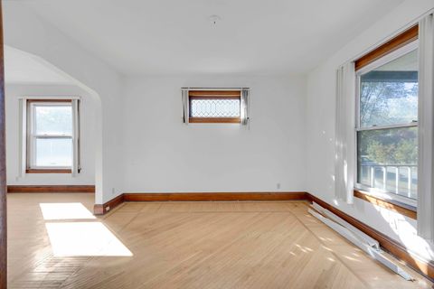 Tiny photo for 13331 S Commercial Avenue, Chicago, IL 60633 (MLS # 12499727)