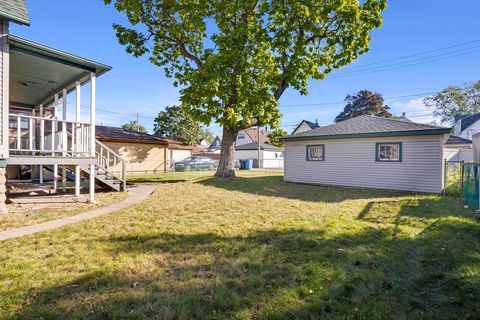 Tiny photo for 13331 S Commercial Avenue, Chicago, IL 60633 (MLS # 12499727)