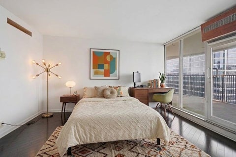 Tiny photo for 300 N State Street #5504, Chicago, IL 60654 (MLS # 12766761)