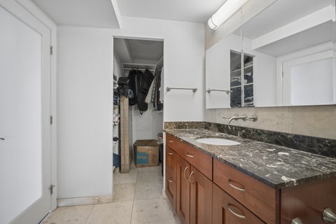 Tiny photo for 300 N State Street #5504, Chicago, IL 60654 (MLS # 12766761)