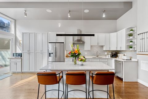 Tiny photo for 1527 W Pearson Street, Chicago, IL 60642 (MLS # 12614693)