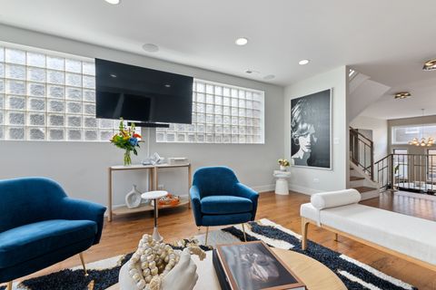 Tiny photo for 1527 W Pearson Street, Chicago, IL 60642 (MLS # 12614693)