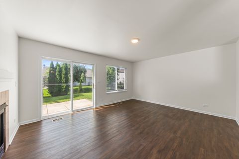 Tiny photo for 97 W Amberley Drive, Round Lake, IL 60073 (MLS # 12658192)