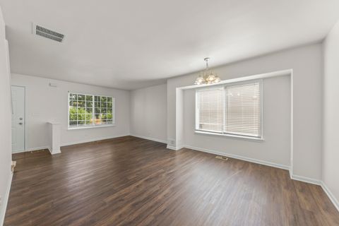 Tiny photo for 97 W Amberley Drive, Round Lake, IL 60073 (MLS # 12658192)