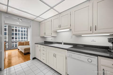 Tiny photo for 860 N LAKE SHORE Drive #19L, Chicago, IL 60611 (MLS # 12629904)
