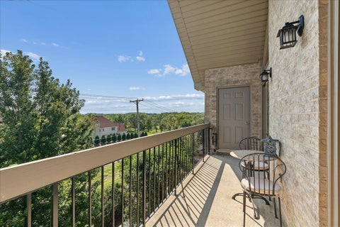Tiny photo for 14011 Norwich Lane #304, Orland Park, IL 60467 (MLS # 12740424)