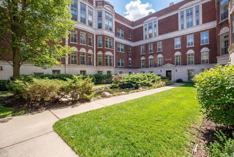 Photo of 488 Sheridan Road #2, Evanston, IL 60202 (MLS # 12602522)