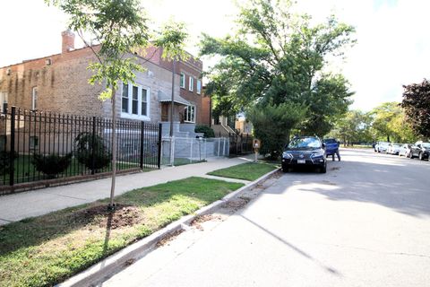 Tiny photo for 2445 W Erie Street, Chicago, IL 60612 (MLS # 12492380)