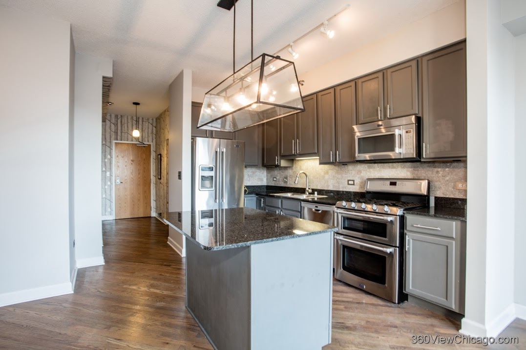 41 E 8TH Street 1105