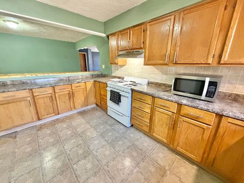 Tiny photo for 329 Obispo Avenue, Machesney Park, IL 61115 (MLS # 12590281)