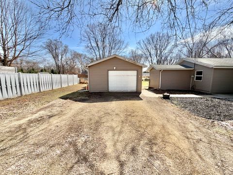 Tiny photo for 329 Obispo Avenue, Machesney Park, IL 61115 (MLS # 12590281)