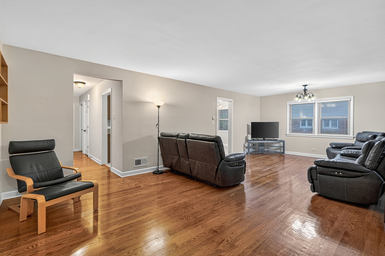 495 8th Street