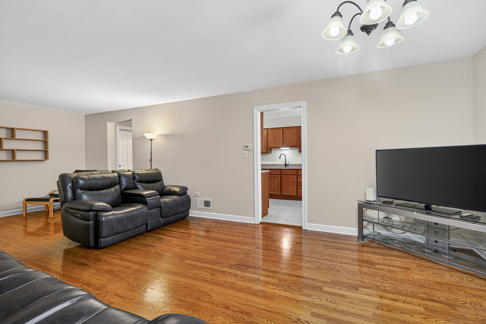 495 8th Street