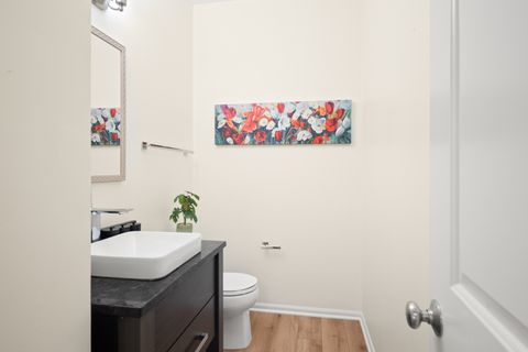 Tiny photo for 563 Grosvenor Lane, Aurora, IL 60504 (MLS # 12485788)