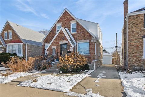 Photo of 1821 N Mulligan Avenue, Chicago, IL 60639 (MLS # 12534273)