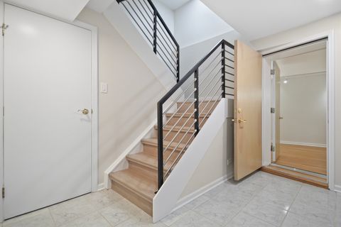 Tiny photo for 956 S Cedar Avenue S, Elmhurst, IL 60126 (MLS # 12481237)