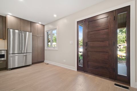 Tiny photo for 956 S Cedar Avenue S, Elmhurst, IL 60126 (MLS # 12481237)