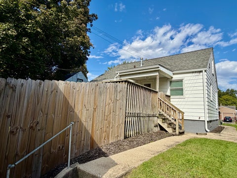 Tiny photo for 609 W 10th Street, Sterling, IL 61081 (MLS # 12784421)