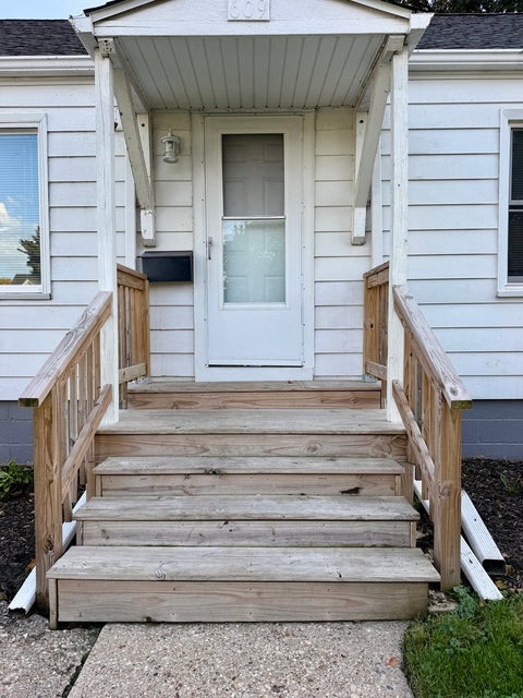 Tiny photo for 609 W 10th Street, Sterling, IL 61081 (MLS # 12784421)