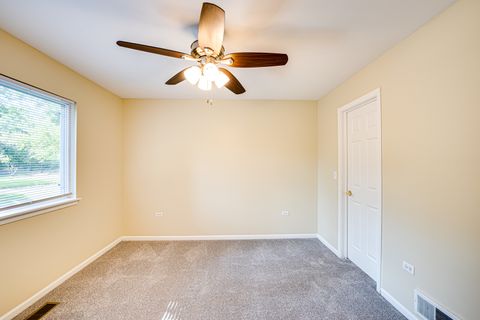 Tiny photo for 3147 Saganashkee Lane, Naperville, IL 60564 (MLS # 12505250)