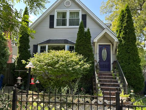 Photo of 1940 Dodge Avenue, Evanston, IL 60201 (MLS # 12465330)