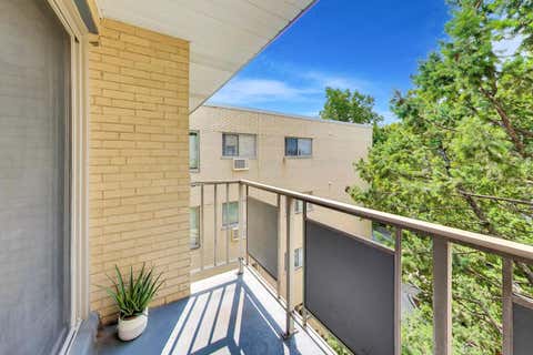 Tiny photo for 1040 Erie Street #505, Oak Park, IL 60302 (MLS # 12722916)