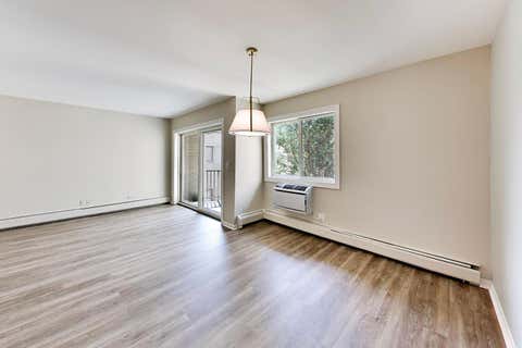 Tiny photo for 1040 Erie Street #505, Oak Park, IL 60302 (MLS # 12722916)