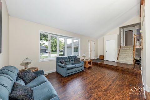 Tiny photo for 701 Bishops Drive, New Lenox, IL 60451 (MLS # 12535195)