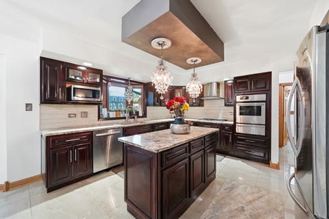 Tiny photo for 10650 Wildwood Drive, Palos Park, IL 60464 (MLS # 12740328)