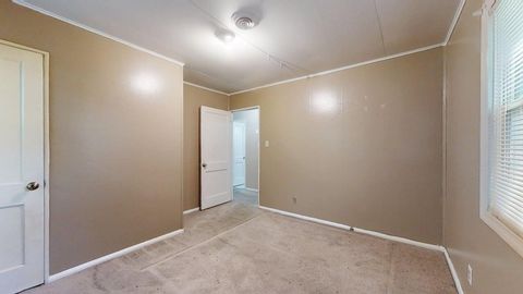 Tiny photo for 1007 E Michigan Avenue, Urbana, IL 61801 (MLS # 12139875)