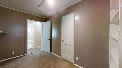 Tiny photo for 1007 E Michigan Avenue, Urbana, IL 61801 (MLS # 12139875)