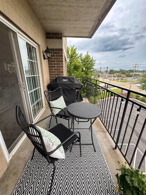Tiny photo for 19806 Wolf Road #304, Mokena, IL 60448 (MLS # 12690695)