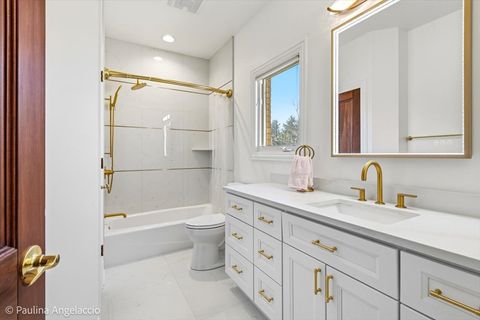 Tiny photo for 12 Bridlewood Trail, South Barrington, IL 60010 (MLS # 11866736)