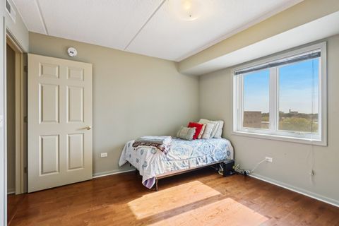 Tiny photo for 435 William Street #607, River Forest, IL 60305 (MLS # 12498455)