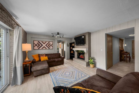 Tiny photo for 3014 N Dryden Place, Arlington Heights, IL 60004 (MLS # 12756984)