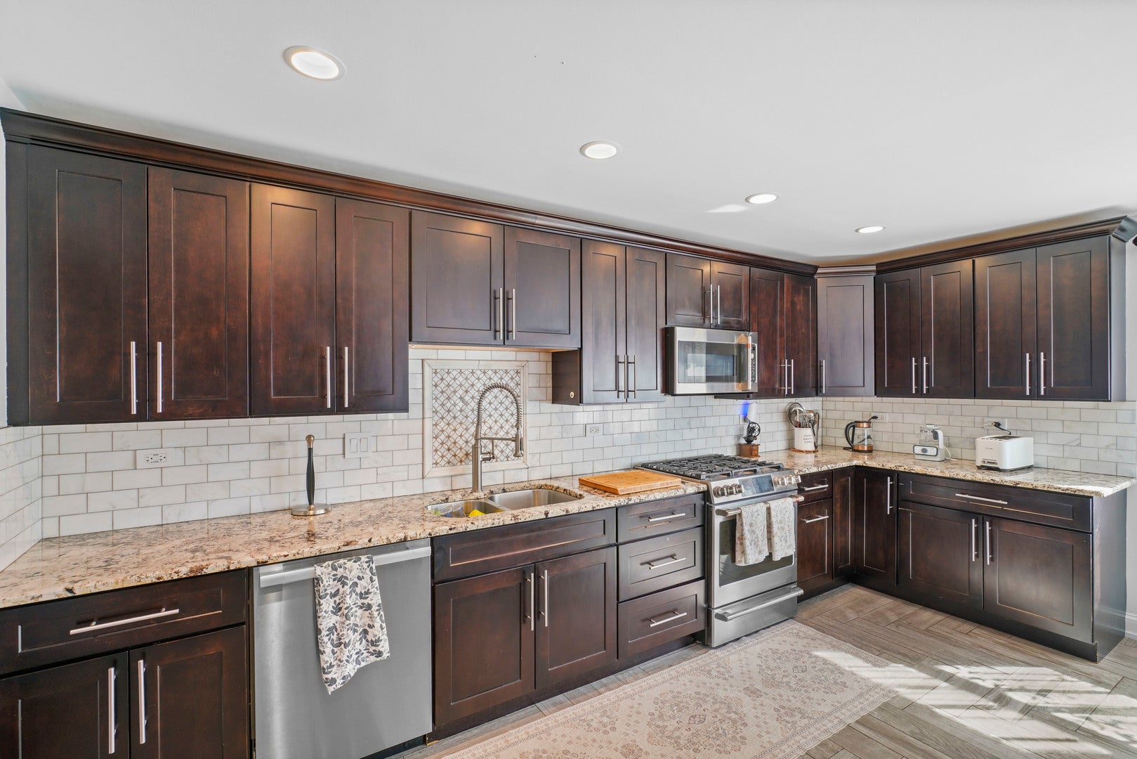 421 Vassar Lane