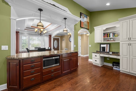 Tiny photo for 6901 W 115th Place, Worth, IL 60482 (MLS # 12774041)