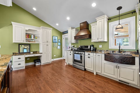 Tiny photo for 6901 W 115th Place, Worth, IL 60482 (MLS # 12774041)