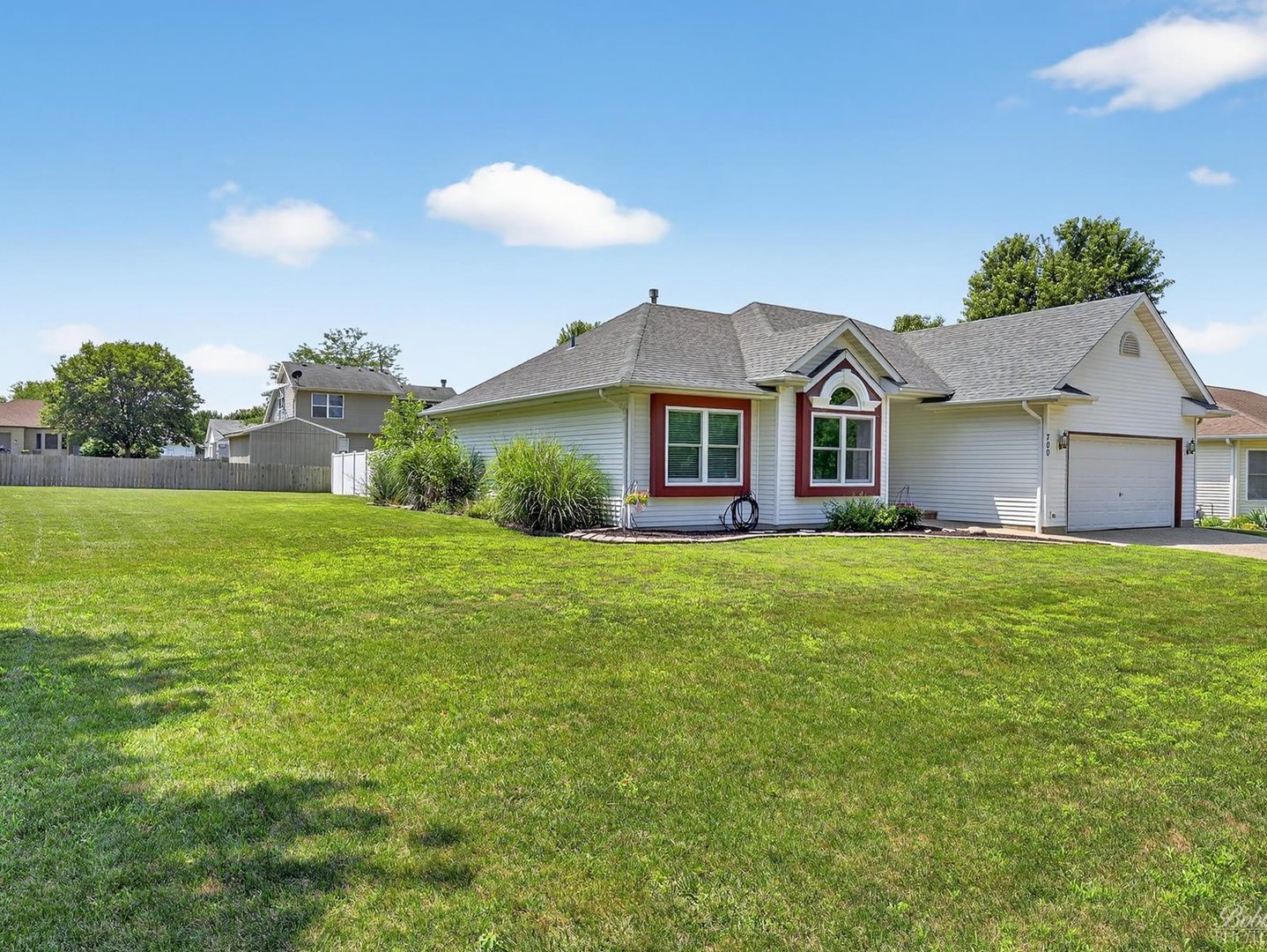 700 COTTONWOOD Circle