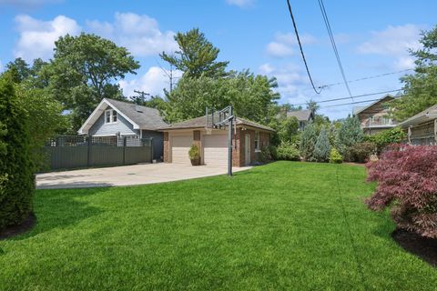 A home in Wilmette