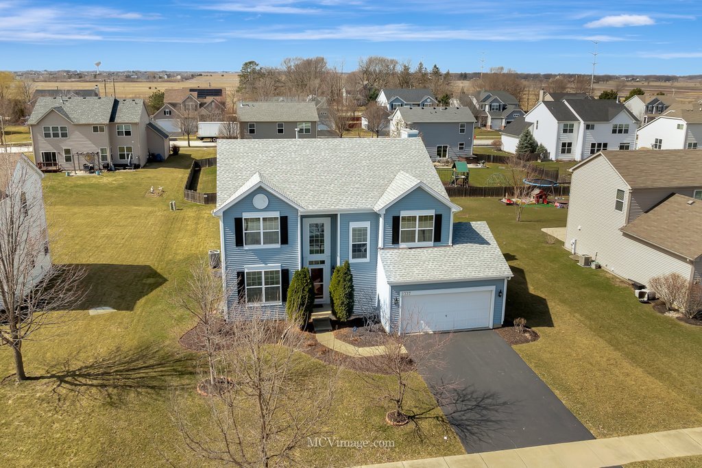 2337 Artesian Way