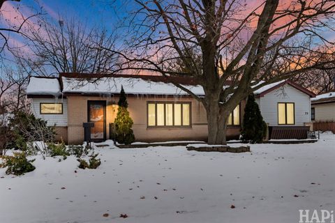 Tiny photo for 75 Carthage Lane, Hoffman Estates, IL 60169 (MLS # 12531884)