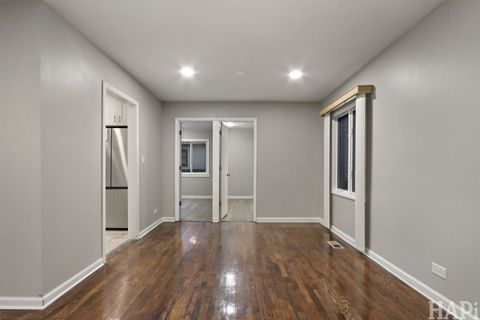 Tiny photo for 75 Carthage Lane, Hoffman Estates, IL 60169 (MLS # 12531884)