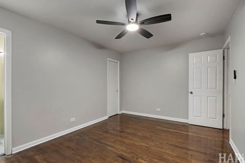 Tiny photo for 75 Carthage Lane, Hoffman Estates, IL 60169 (MLS # 12531884)