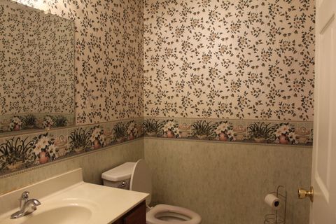 Tiny photo for 3107 Apricot Avenue, Mt Vernon, IL 62864 (MLS # 12606023)